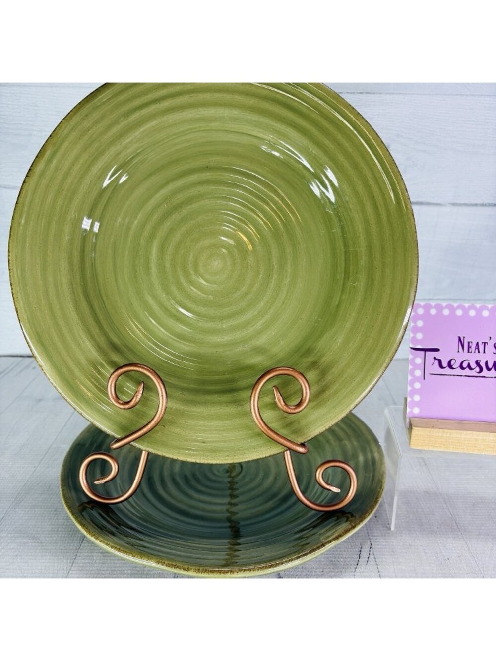 Tabletops RUSTICO OLIVE Green Hand Painted Swirl Stoneware Dinner Plates Set 2